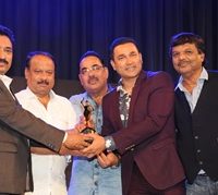 Dineshlal Yadav, Pawan Singh,Rahul kapoor ,Amrapali Dubey’s dazzle at Bhojpuri Film Award in 2017