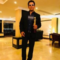 Mega Star Ravi Kishen Bags Best Actor Award At International Film Festival