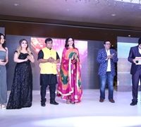 Bollywood Producer Director Rakesh Sabharwal & Welknown Astrologer Pawan Kaushik The Jury Members  At Divalicious Mrs. India Universe 2018 Beauty Pageant At Delhi