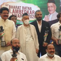 Dr  Abdul Rahman Vanoo Of Swachh Bharat Abhiyan Maharashtra Convener was honored with the Bharat Ratna Dr Ambedkar Award by the Governor of Maharashtra Shri Bhagat Singh Koshiyari.